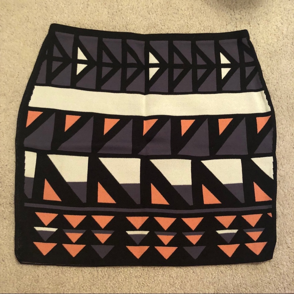 Geometric Print Mini Skirt